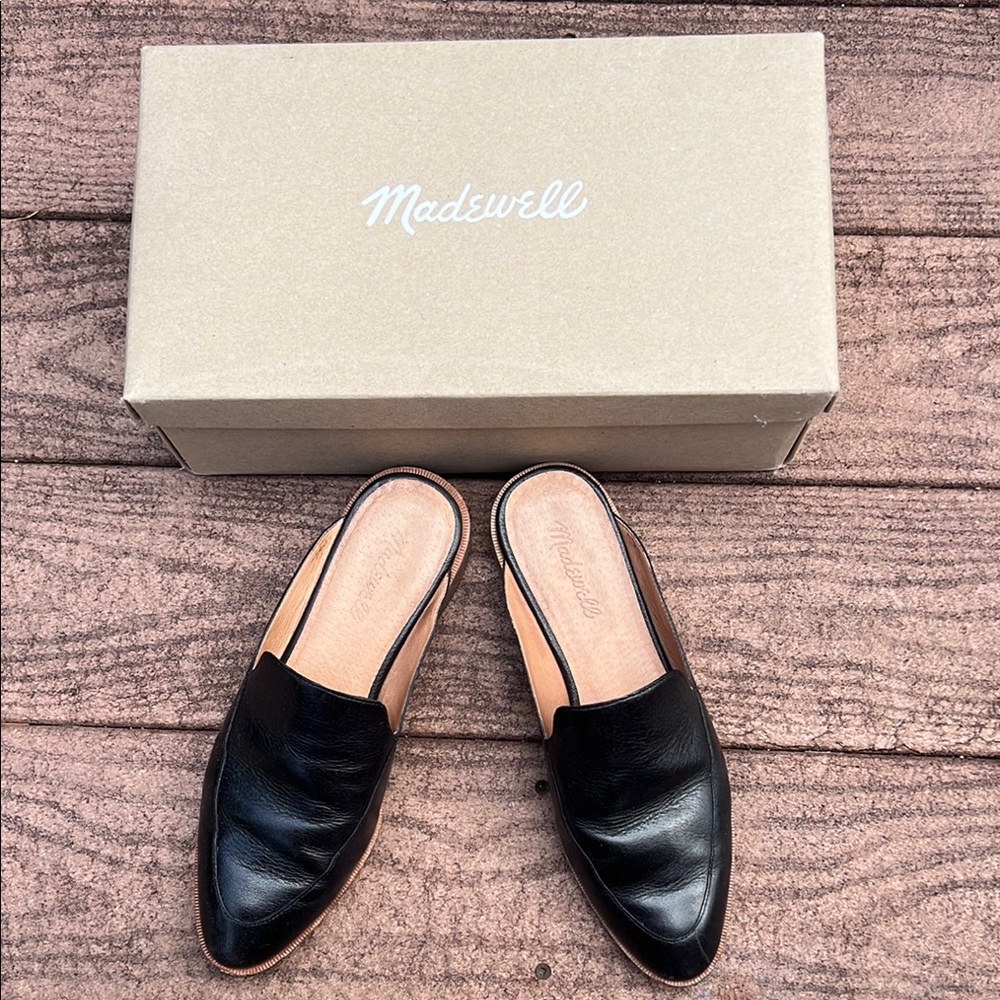 Madewell Black Leather Mules Sleek Minimalist Design